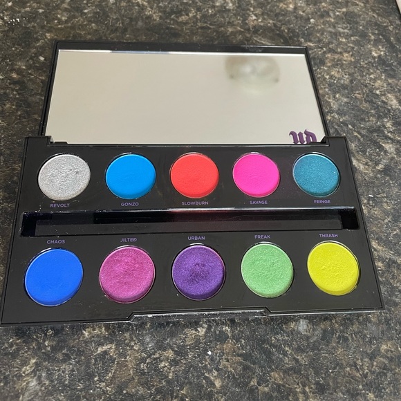 Urban Decay Electric - Picture 2 of 2